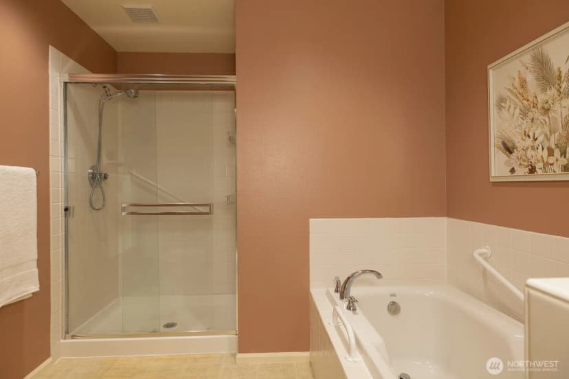 Property photo for 1762 Nw 57th Street #403, Seattle photo 18