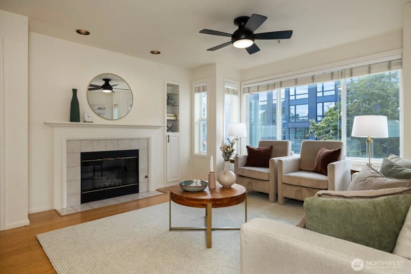 Property photo for 1762 Nw 57th Street #403, Seattle