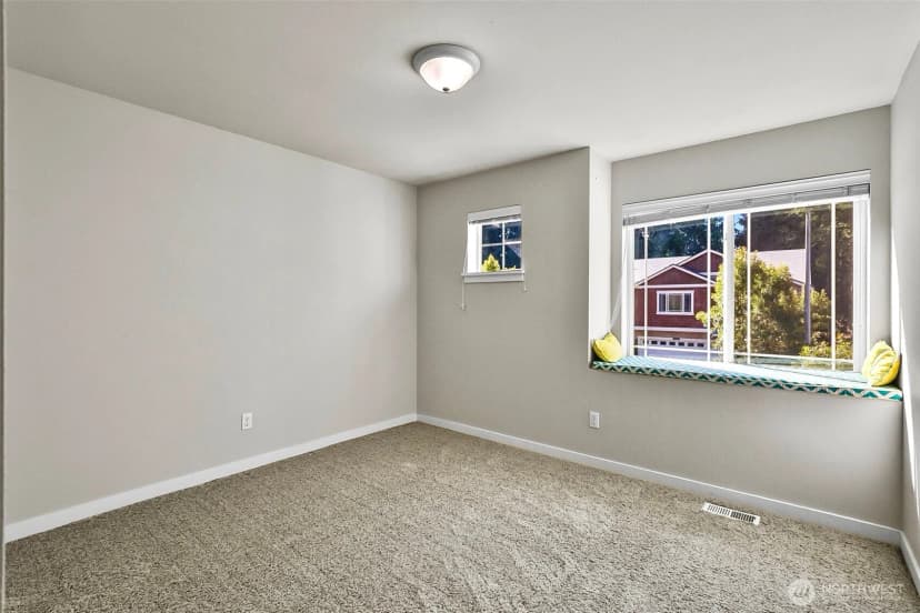 Property photo for 1129 120th Street Se, Everett photo 23