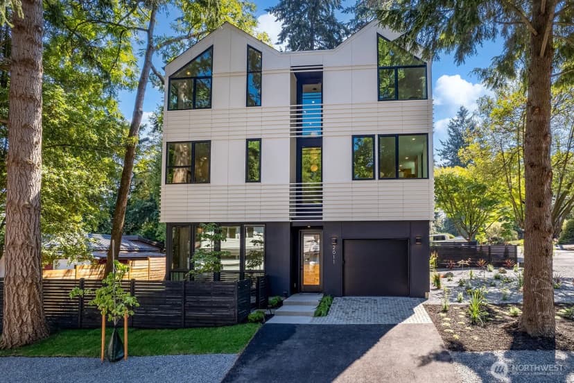 Property photo for 2011 Ne 123rd Street, Seattle photo 33