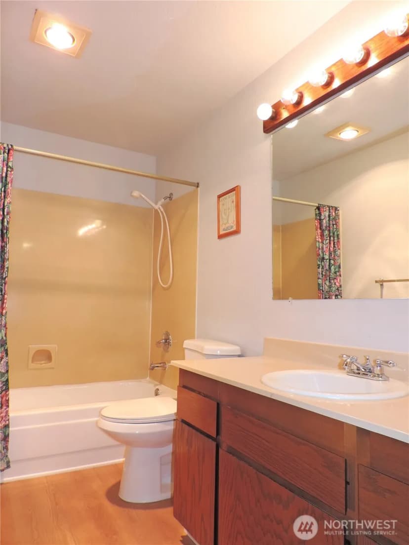 Property photo for 4404 146th Place Ne #n9, Bellevue photo 18