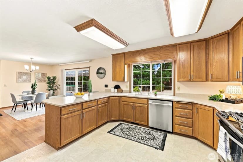 Property photo for 19009 10th Avenue Ct E, Spanaway photo 9