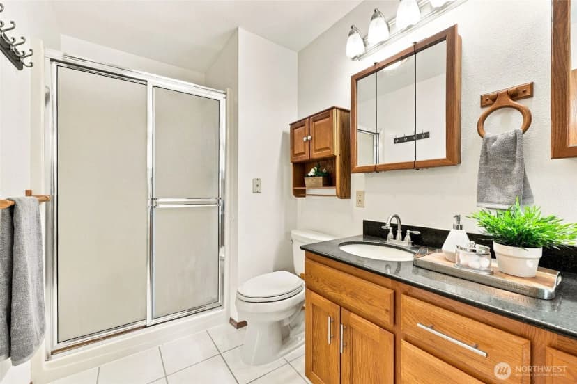 Property photo for 19009 10th Avenue Ct E, Spanaway photo 16