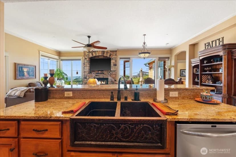 Property photo for 204 Powder Hill Drive, Kalama photo 17