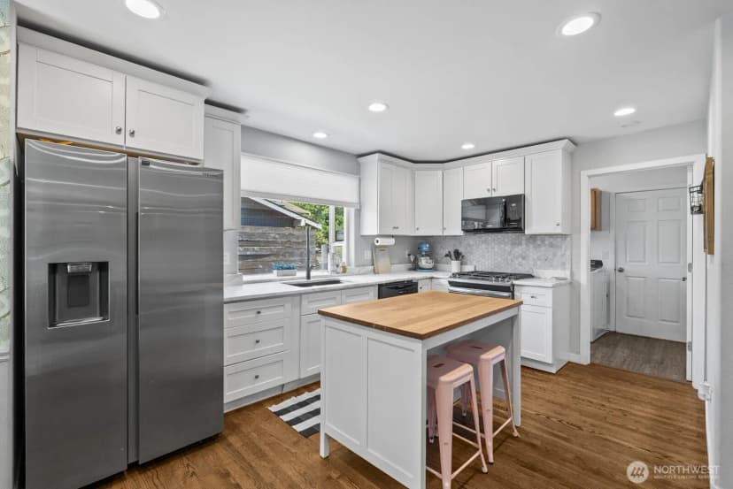 Property photo for 18505 68th Street E, Bonney Lake photo 8