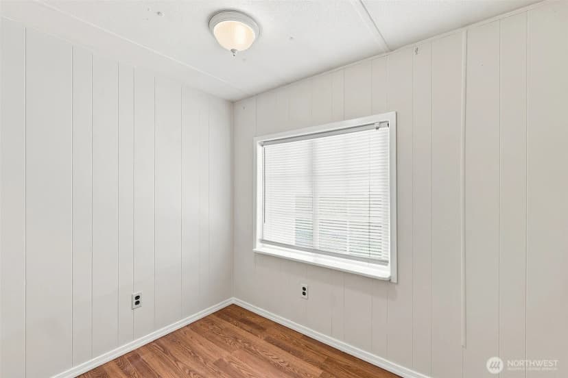 Property photo for 2424 S 260th Street, Kent photo 8