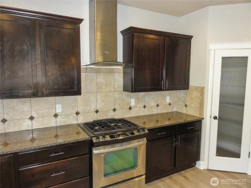 Property photo for 21304 Se 258th Place, Maple Valley photo 8