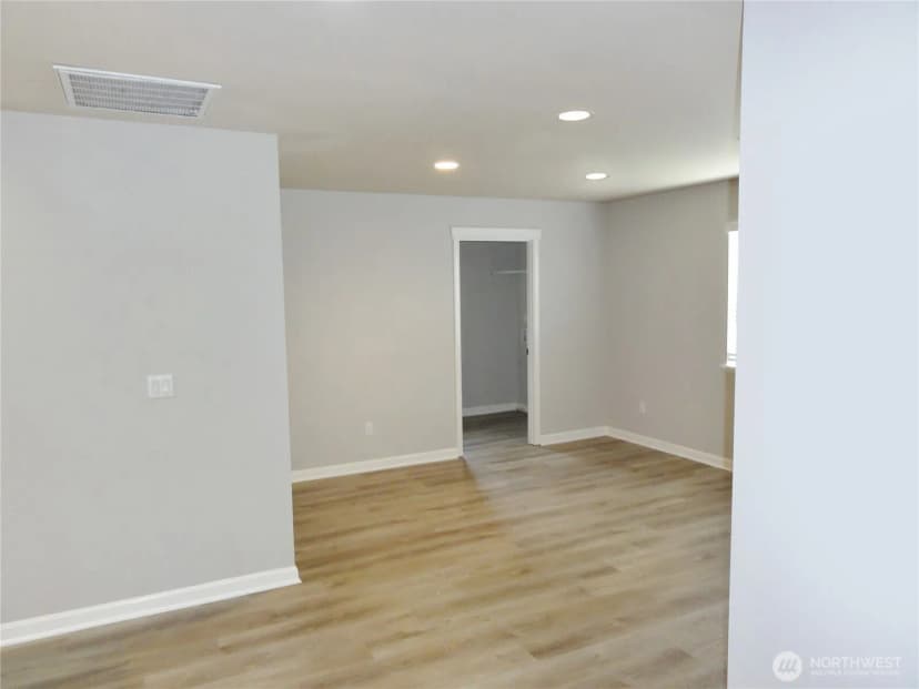Property photo for 21304 Se 258th Place, Maple Valley photo 17