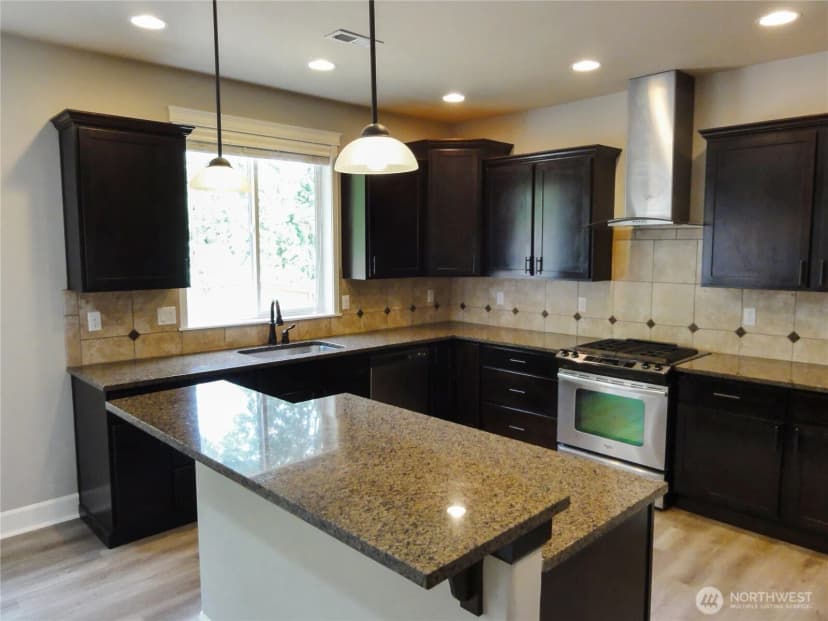 Property photo for 21304 Se 258th Place, Maple Valley photo 6