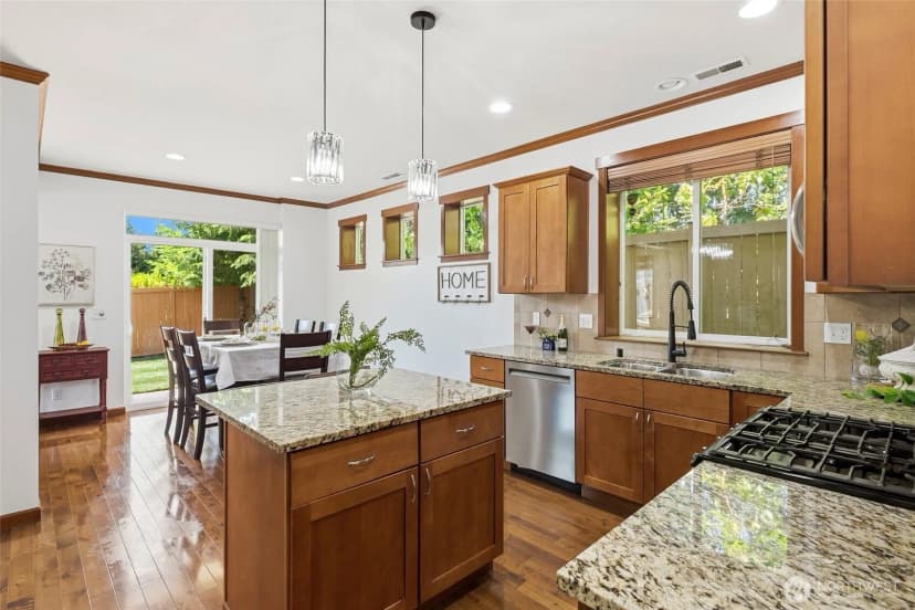 Property photo for 16033 119th Place Ne, Bothell photo 10
