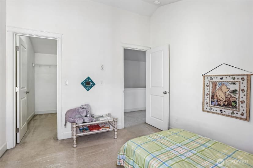 Property photo for 10214 1st Avenue Nw #b, Seattle photo 22