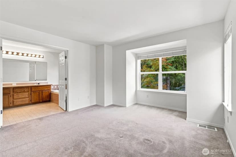 Property photo for 5601 N Grove Drive, Mukilteo photo 22