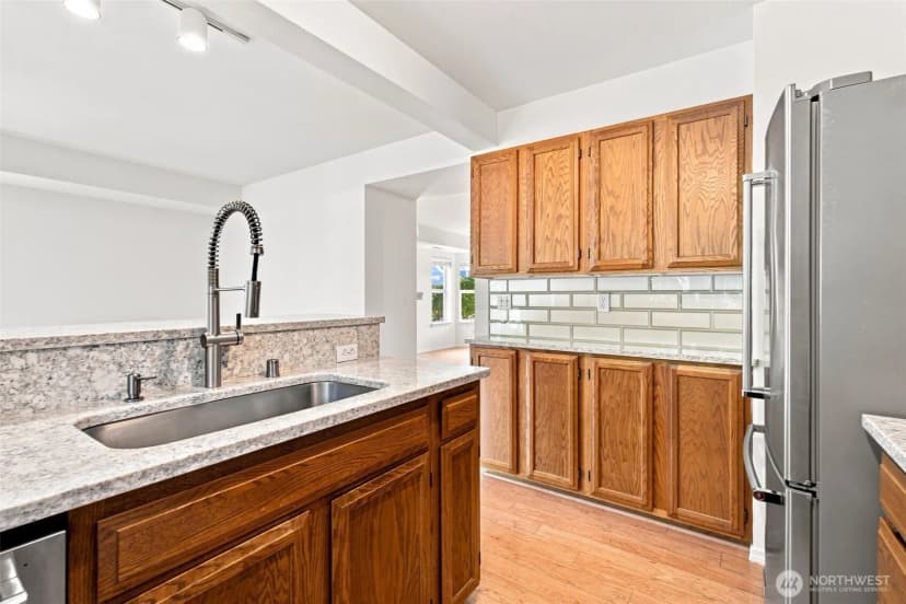 Property photo for 5601 N Grove Drive, Mukilteo photo 12