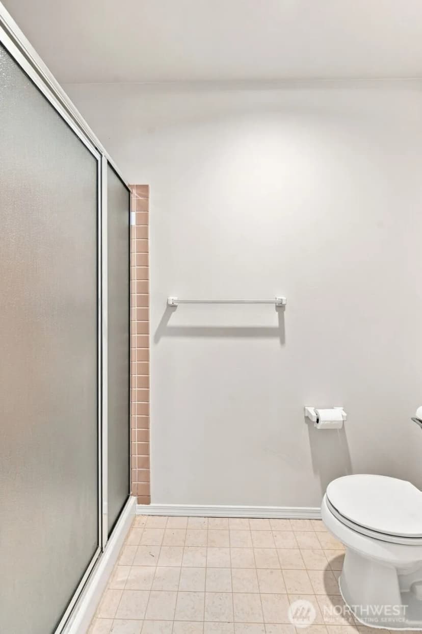 Property photo for 5601 N Grove Drive, Mukilteo photo 32