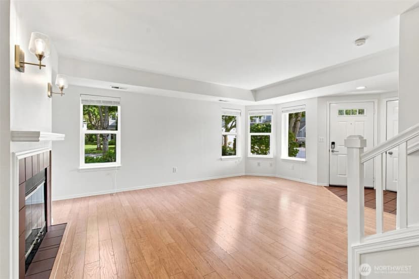Property photo for 5601 N Grove Drive, Mukilteo photo 7