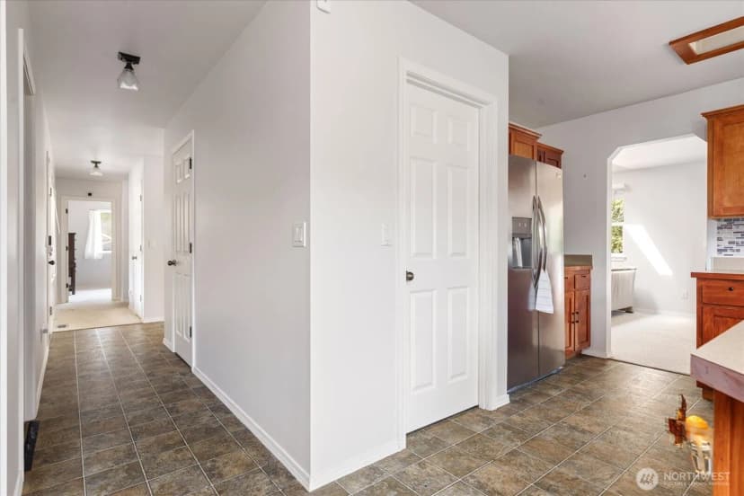 Property photo for 2042 Doe Drive, Oak Harbor photo 11