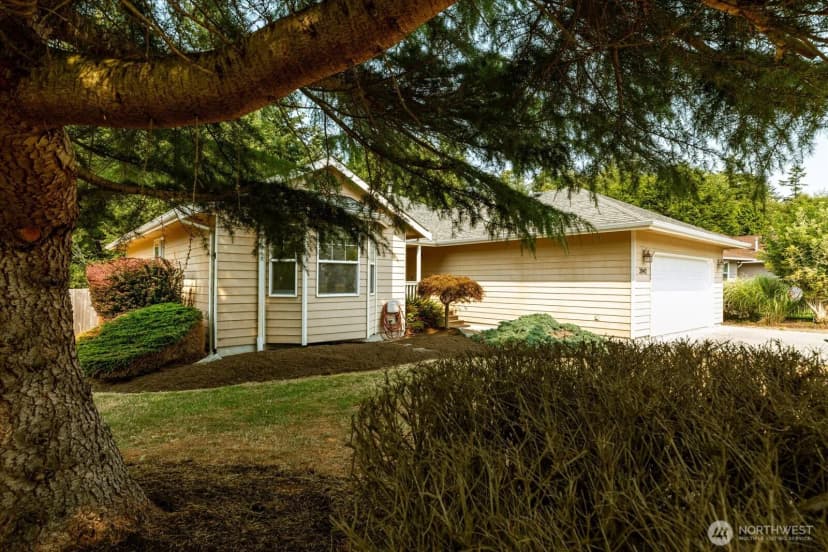 Property photo for 2042 Doe Drive, Oak Harbor photo 25