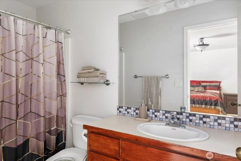 Property photo for 2042 Doe Drive, Oak Harbor photo 15