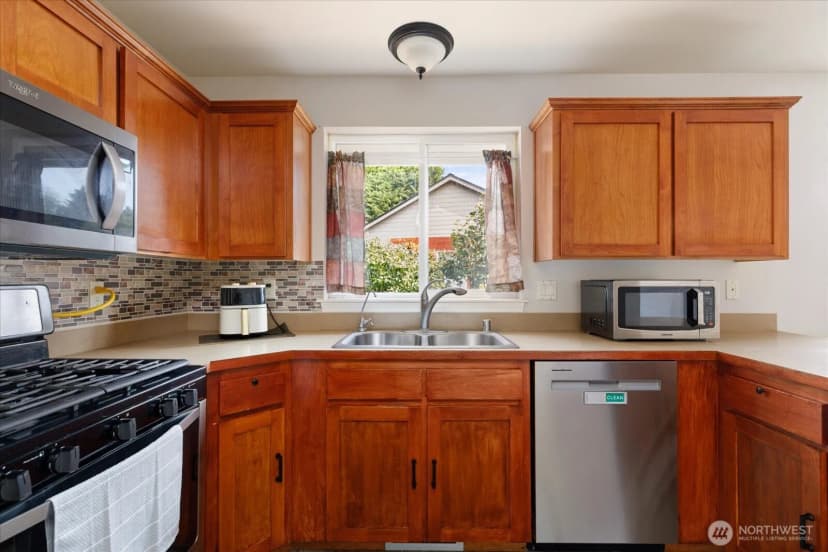 Property photo for 2042 Doe Drive, Oak Harbor photo 9