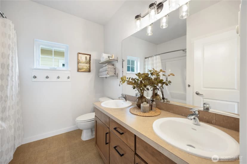 Property photo for 1787 26th Walk Ne, Issaquah photo 19