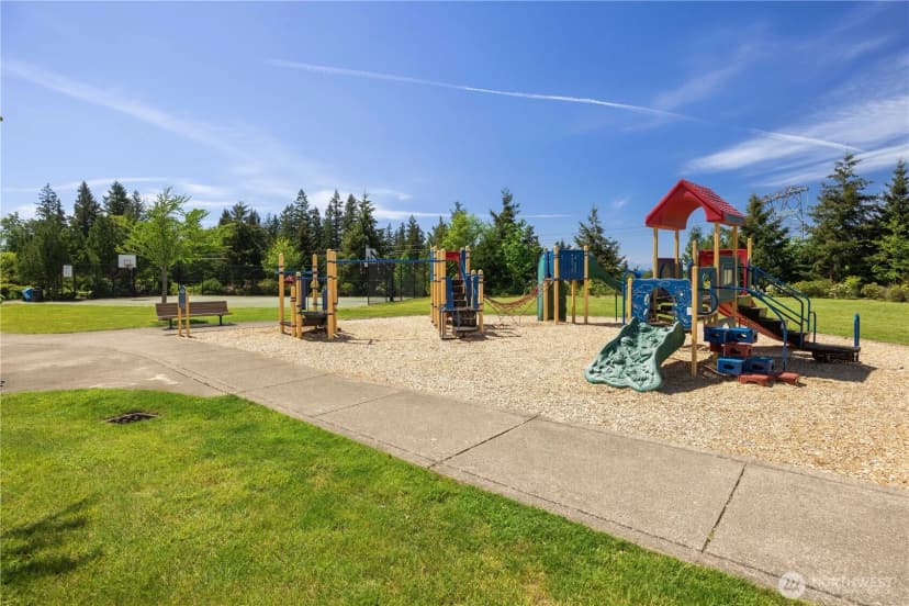 Property photo for 1787 26th Walk Ne, Issaquah photo 30