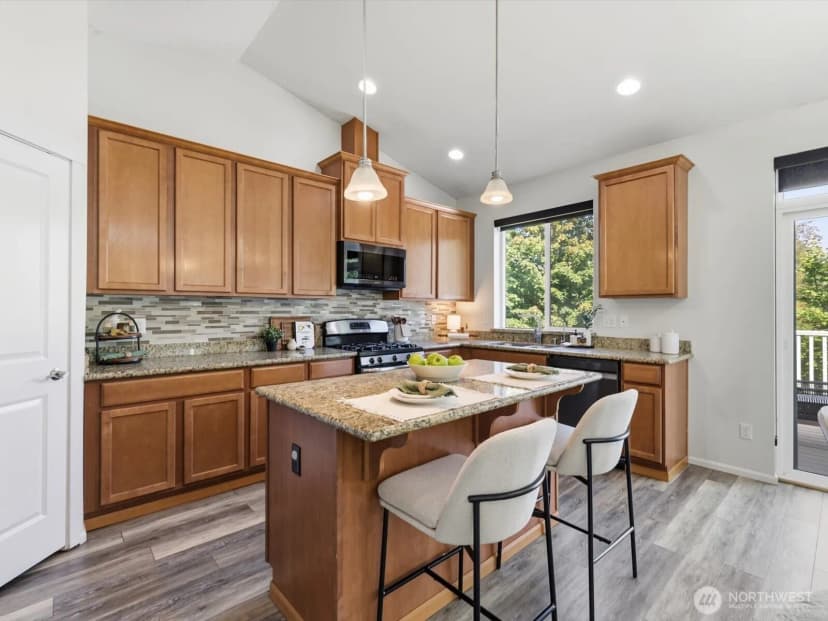Property photo for 17218 84th Avenue Ne, Arlington photo 4
