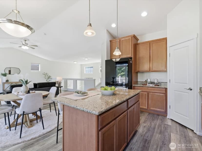 Property photo for 17218 84th Avenue Ne, Arlington photo 5