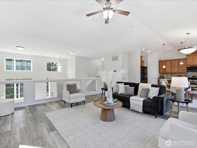 Property photo for 17218 84th Avenue Ne, Arlington photo 3
