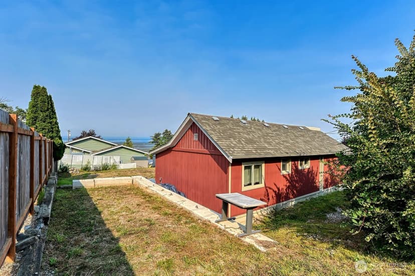 Property photo for 18930 98th Avenue Nw, Stanwood photo 13