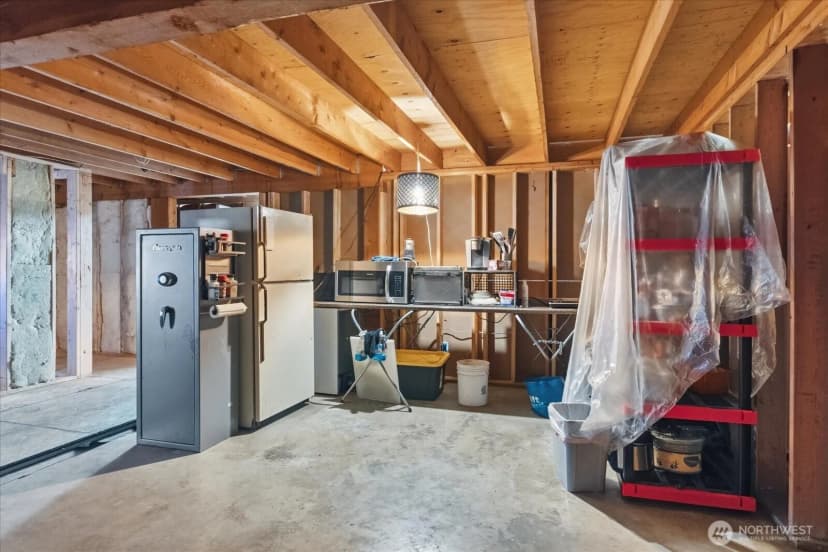 Property photo for 407 Lakewood Road, Arlington photo 16