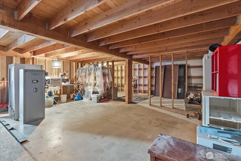 Property photo for 407 Lakewood Road, Arlington photo 15