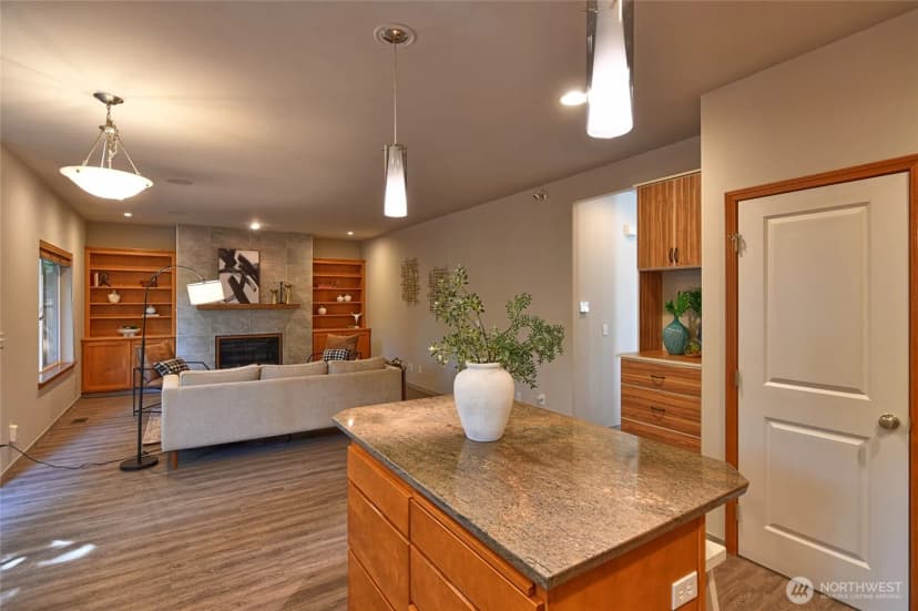 Property photo for 1706 239th Street Sw, Bothell photo 10