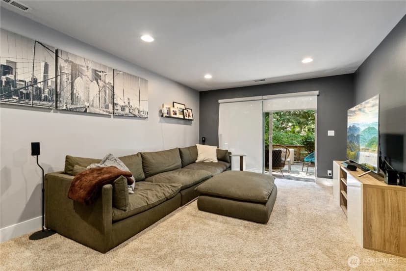 Property photo for 13521 Se 81st Place, Newcastle photo 24