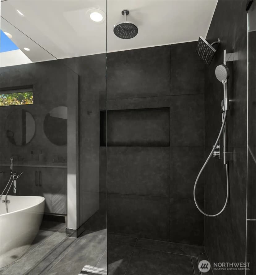 Property photo for 8340 Avalon Drive, Mercer Island photo 25