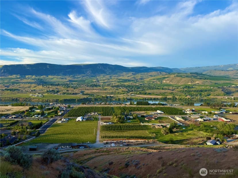 Property photo for 2858 Se Falcon View Drive, East Wenatchee photo 9