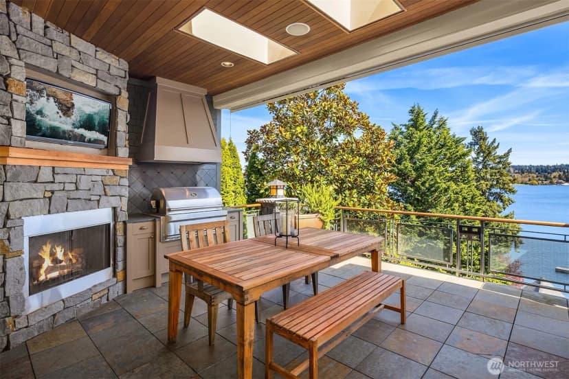 Property photo for 4102 100th Avenue Se, Mercer Island photo 18