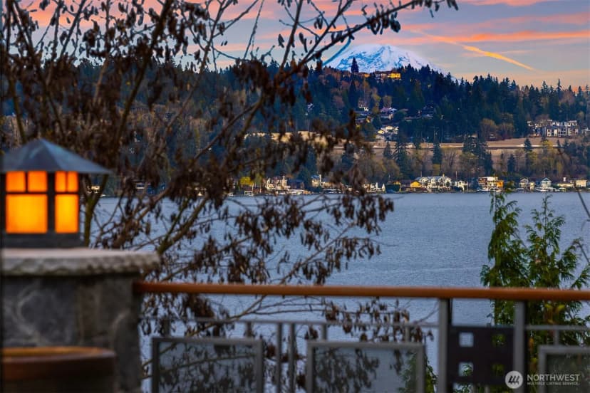 Property photo for 4102 100th Avenue Se, Mercer Island photo 36