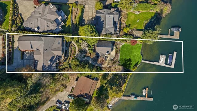 Property photo for 4102 100th Avenue Se, Mercer Island photo 3