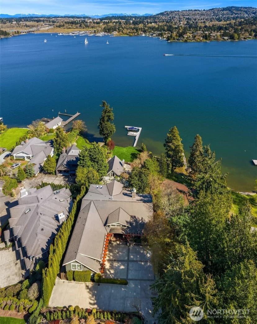Property photo for 4102 100th Avenue Se, Mercer Island photo 38