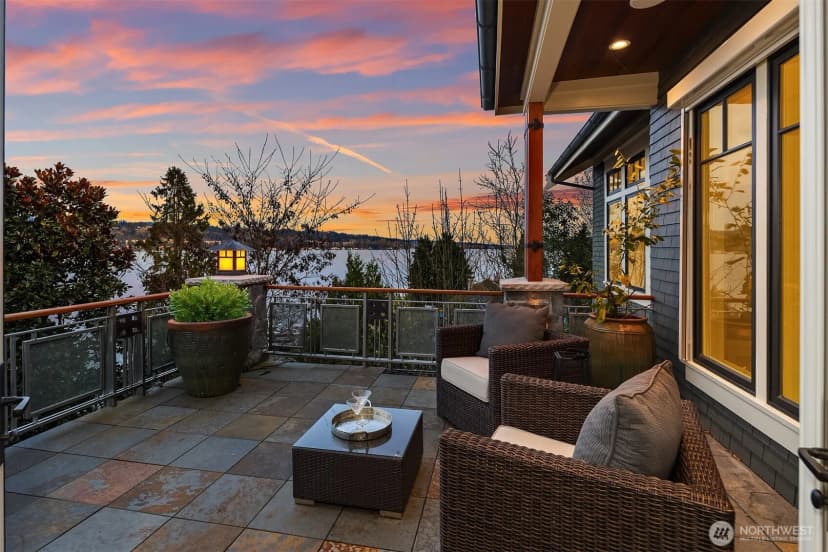 Property photo for 4102 100th Avenue Se, Mercer Island photo 6