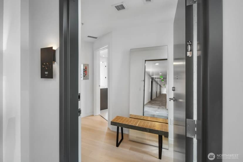 Property photo for 590 1st Avenue S #901, Seattle photo 17