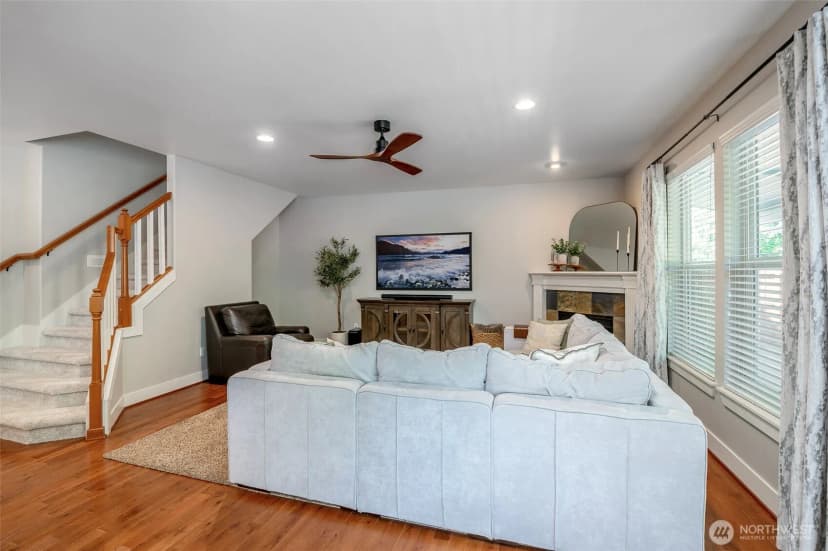 Property photo for 7728 Keystone Avenue Ne, Lacey photo 11