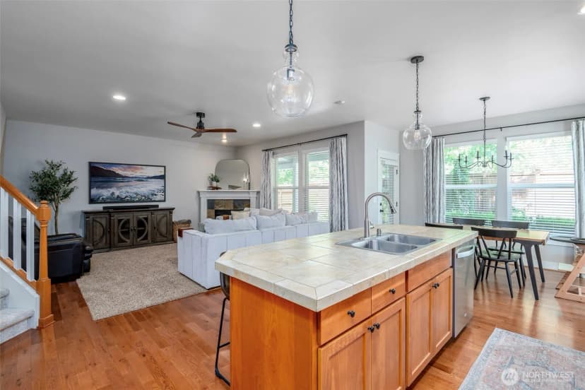Property photo for 7728 Keystone Avenue Ne, Lacey photo 8