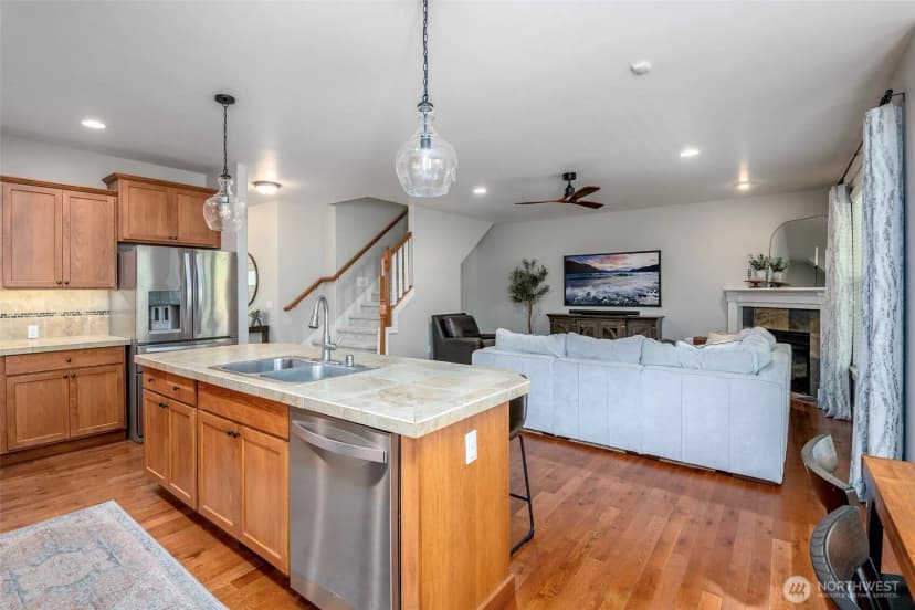 Property photo for 7728 Keystone Avenue Ne, Lacey photo 5