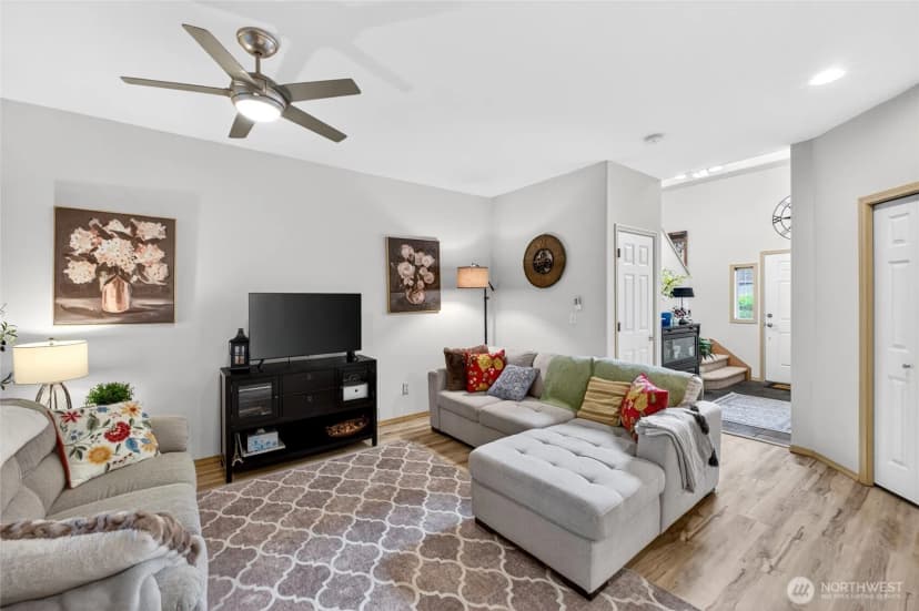 Property photo for 16614 Se 256th Street #e2, Covington photo 6