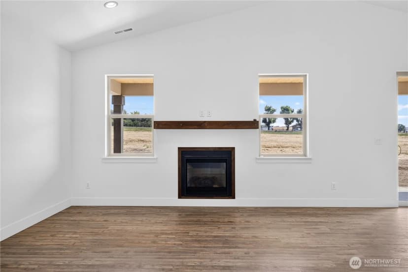 Property photo for 240 Windrow Lane, Ellensburg photo 4