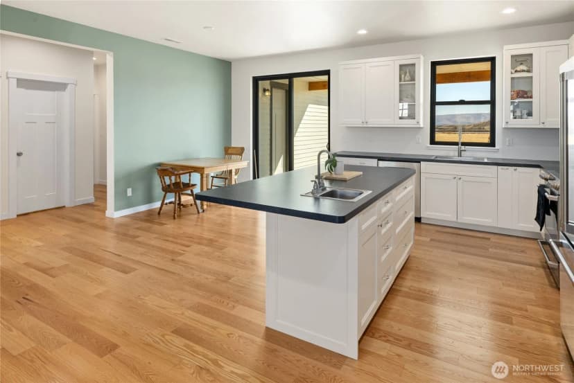Property photo for 720 Green Canyon Lane, Ellensburg photo 7