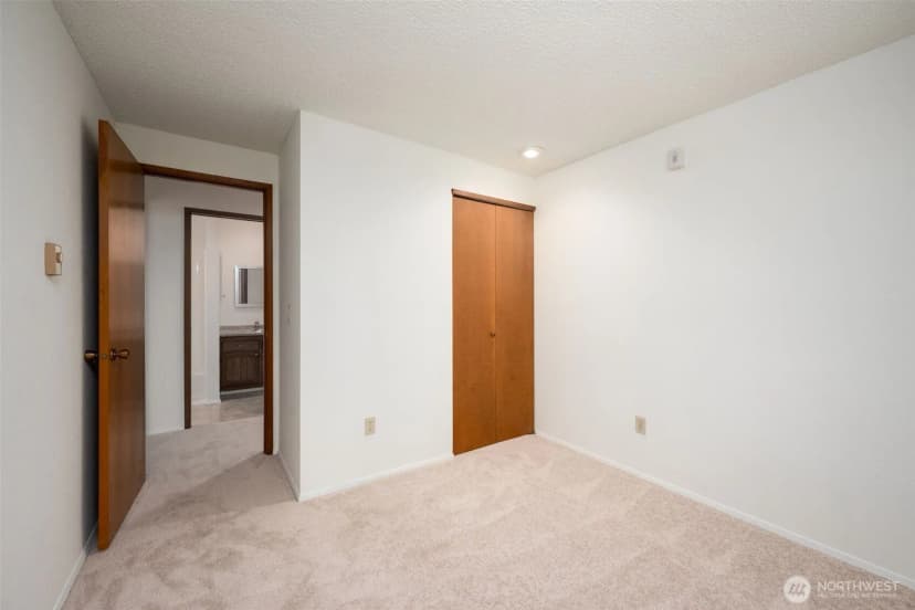 Property photo for 7571 Old Redmond Rd. ##2, Redmond photo 17