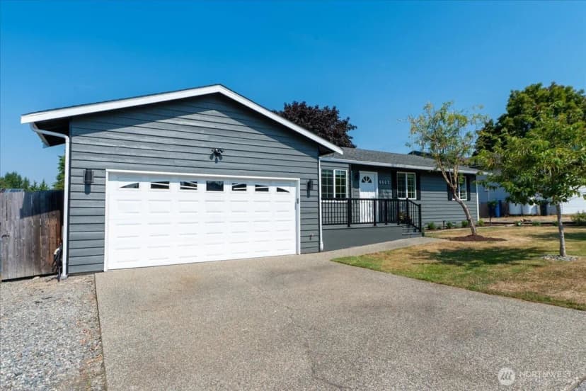 Property photo for 6607 69th Street Ne, Marysville photo 3