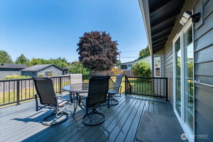 Property photo for 6607 69th Street Ne, Marysville photo 26